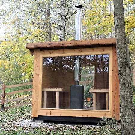 Pod Tulipanem Nad Jeziorem Farm stay *