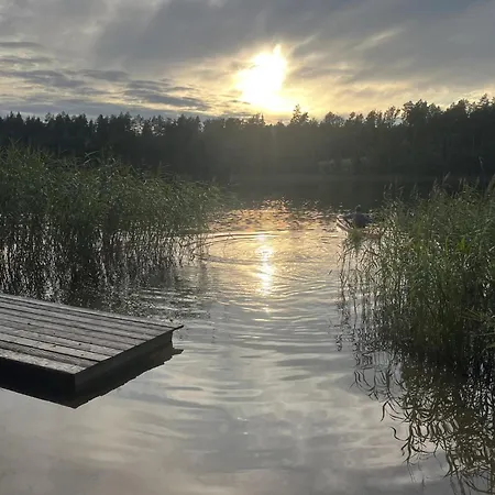 Farma Pod Tulipanem Nad Jeziorem *